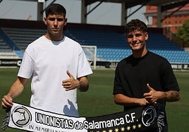 Álvaro Santiago y Jan Encuentra, en su presentación.