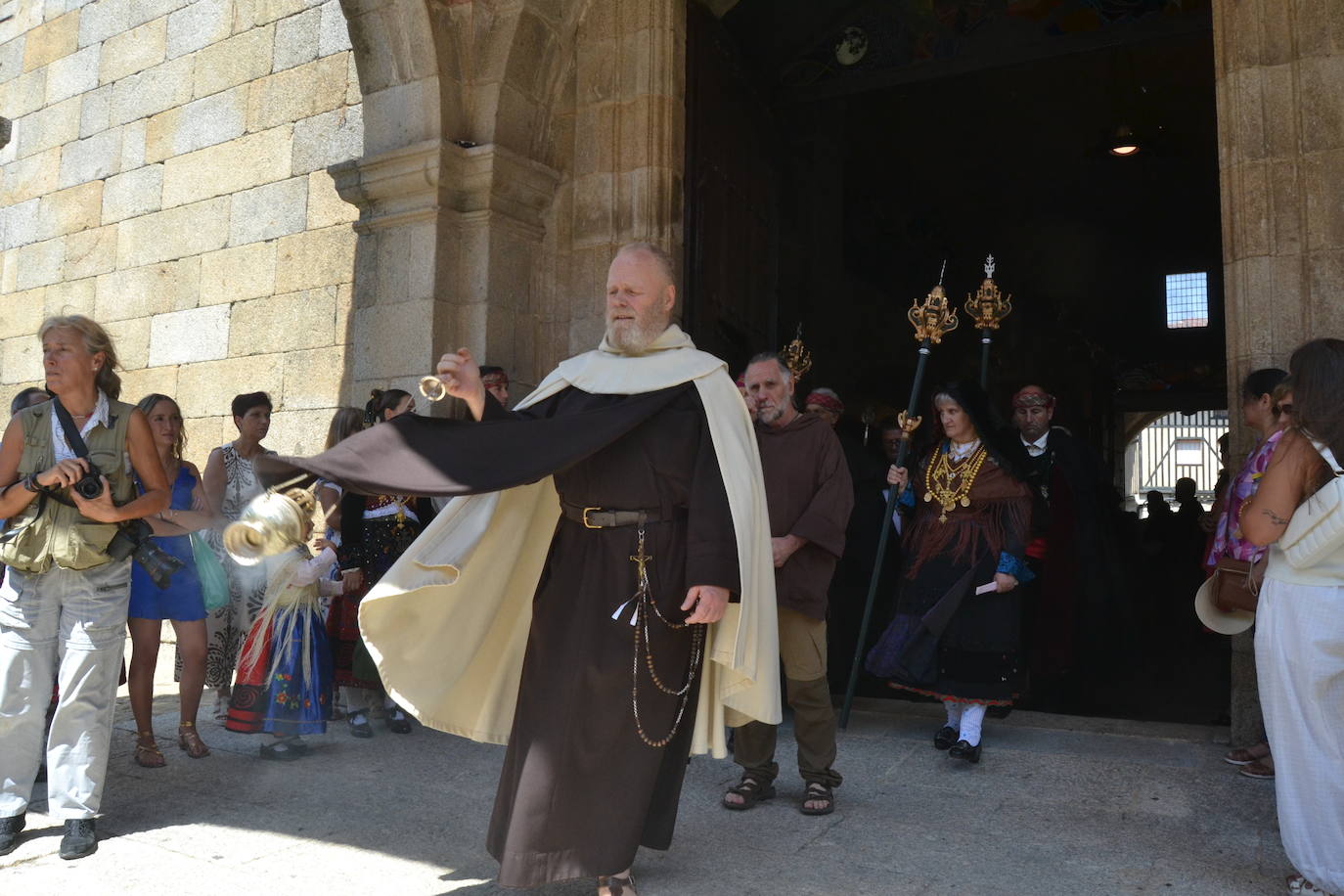 La Alberca se entrega con pasión y veneración en la apertura del Diagosto