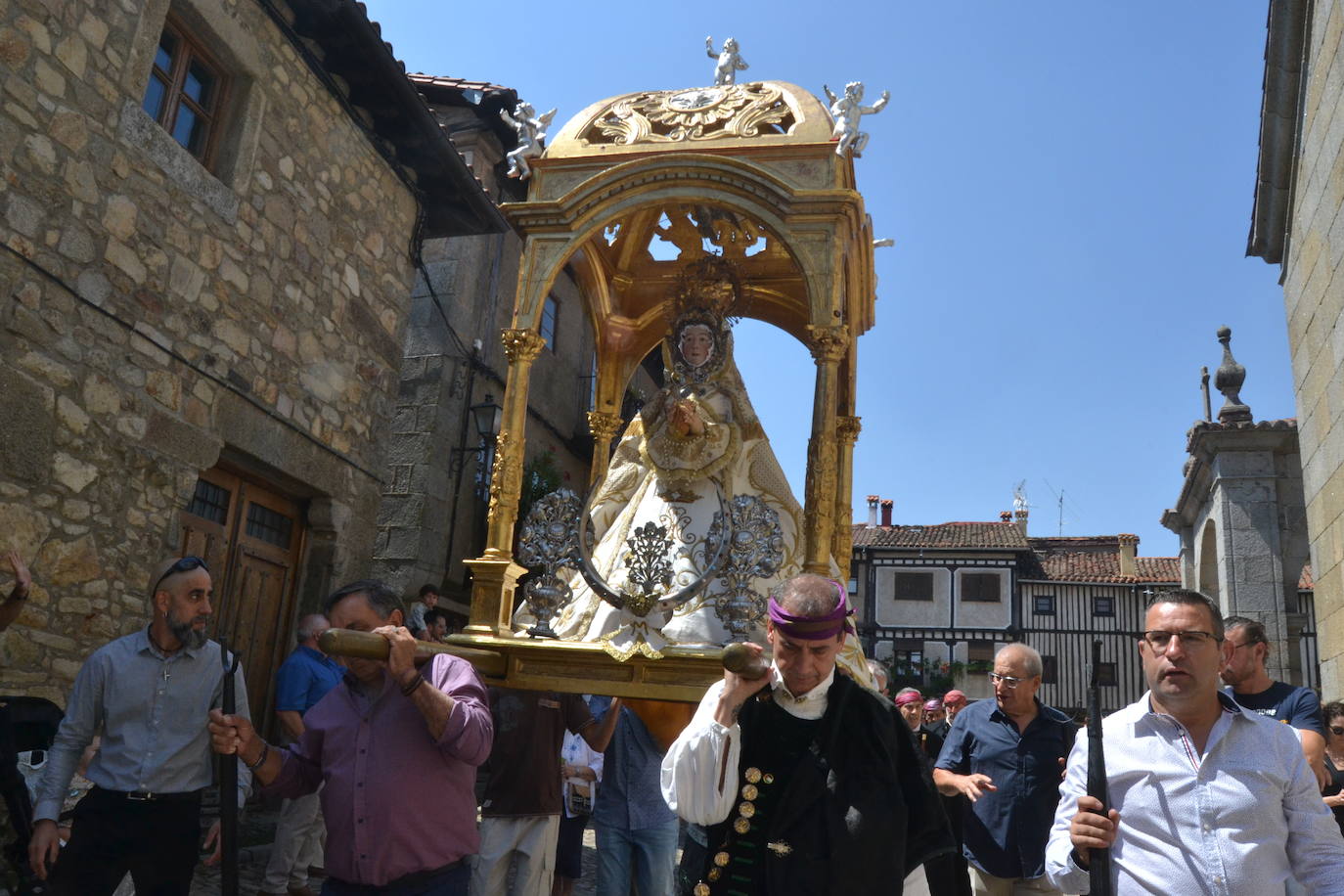 La Alberca se entrega con pasión y veneración en la apertura del Diagosto
