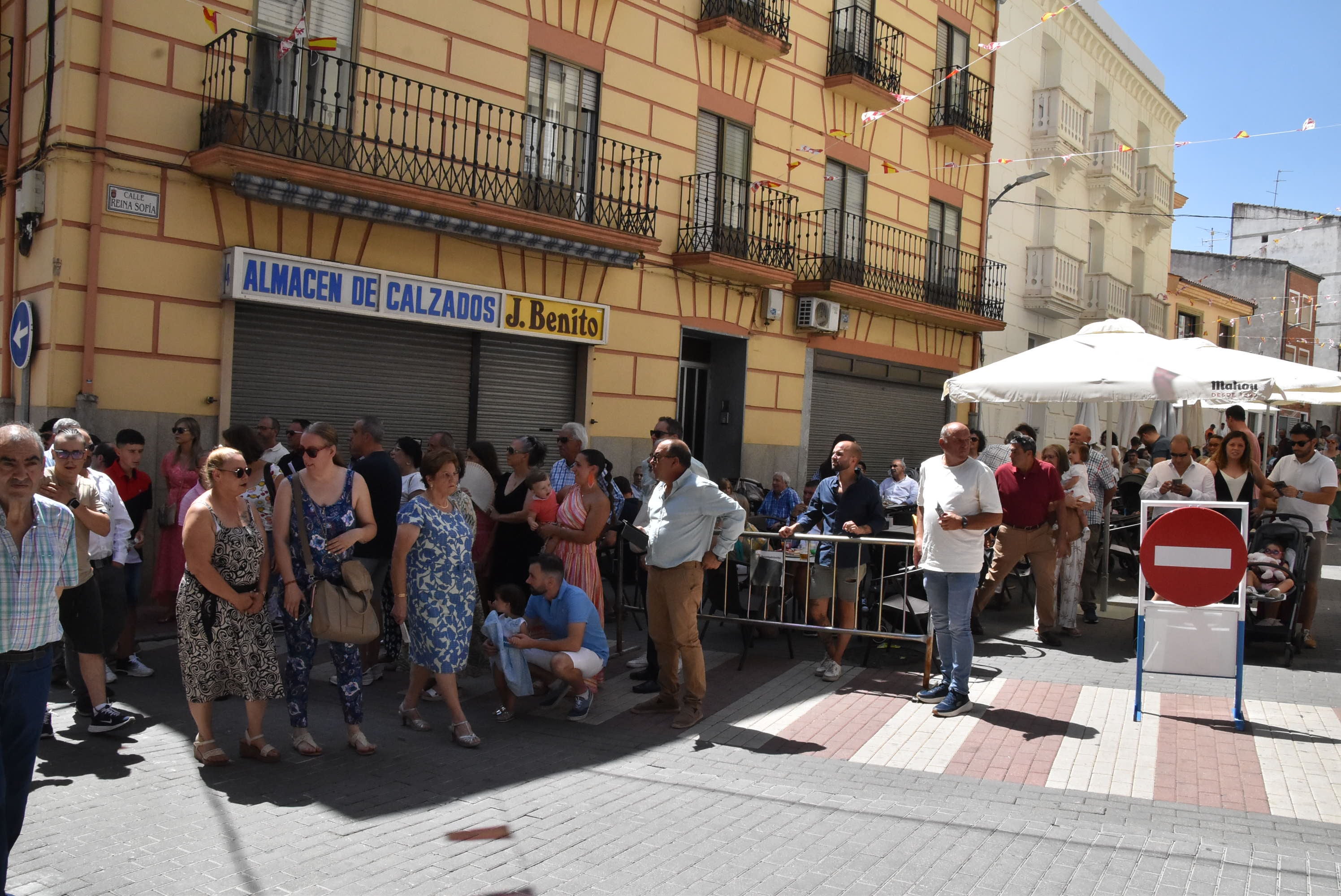 Guijuelo renueva su devoción con la Virgen de la Asunción en el día grande de sus fiestas