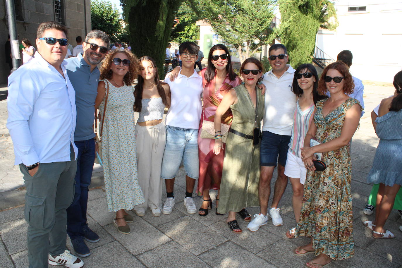 Gallegos de Solmirón acompaña a la Virgen de Gracia Carrero en su regreso a la ermita