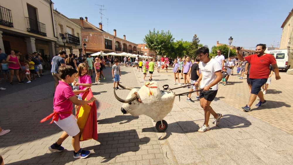 Multitudinario encierro infantil de Macotera