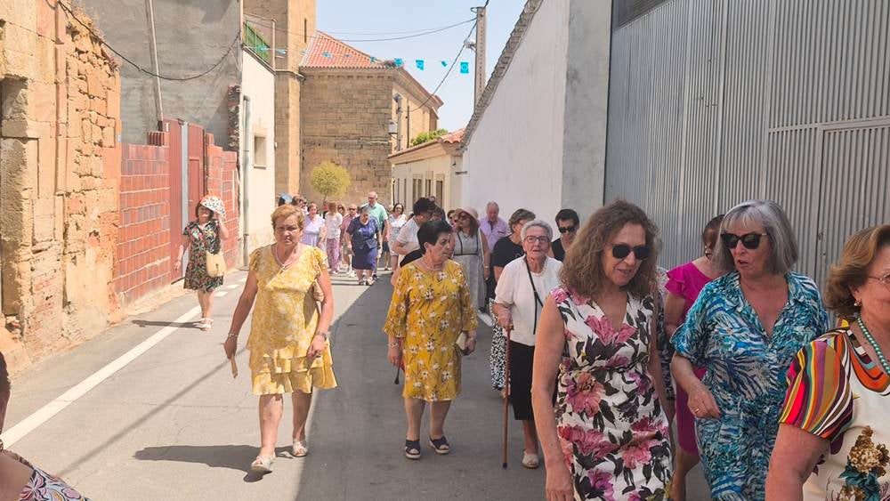 Procesión con San Roque en Cantalpino