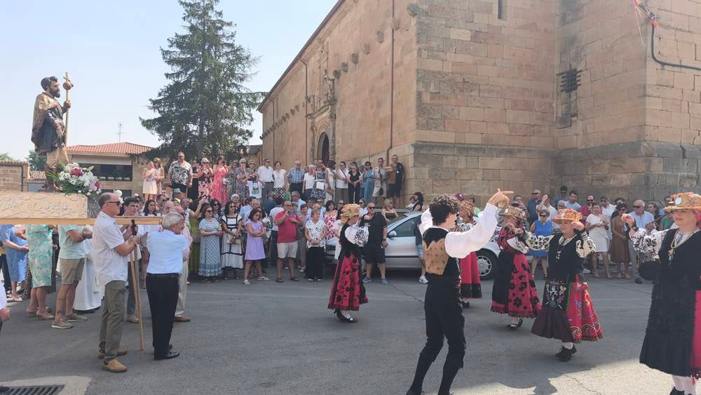 Bailes charros para San Roque en Babilafuente
