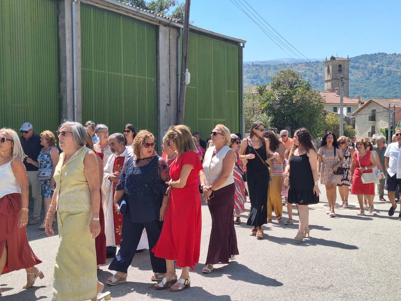 Sorihuela acompaña a la Virgen de la Asunción en su día de fiesta
