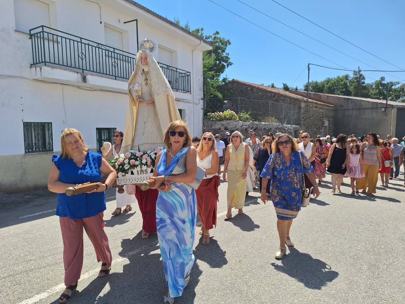 Sorihuela acompaña a la Virgen de la Asunción en su día de fiesta