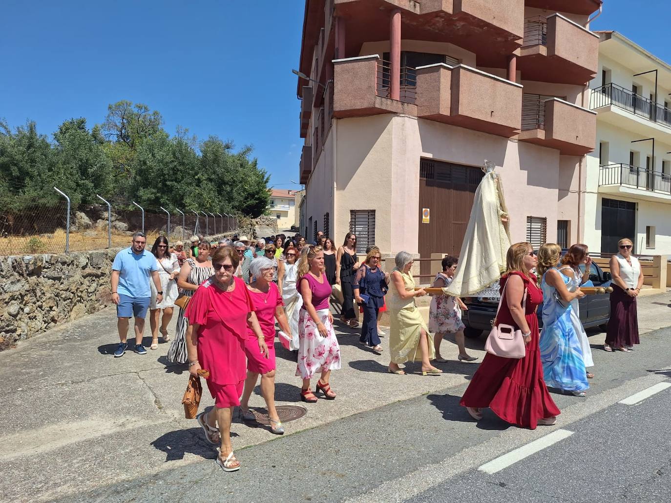 Sorihuela acompaña a la Virgen de la Asunción en su día de fiesta
