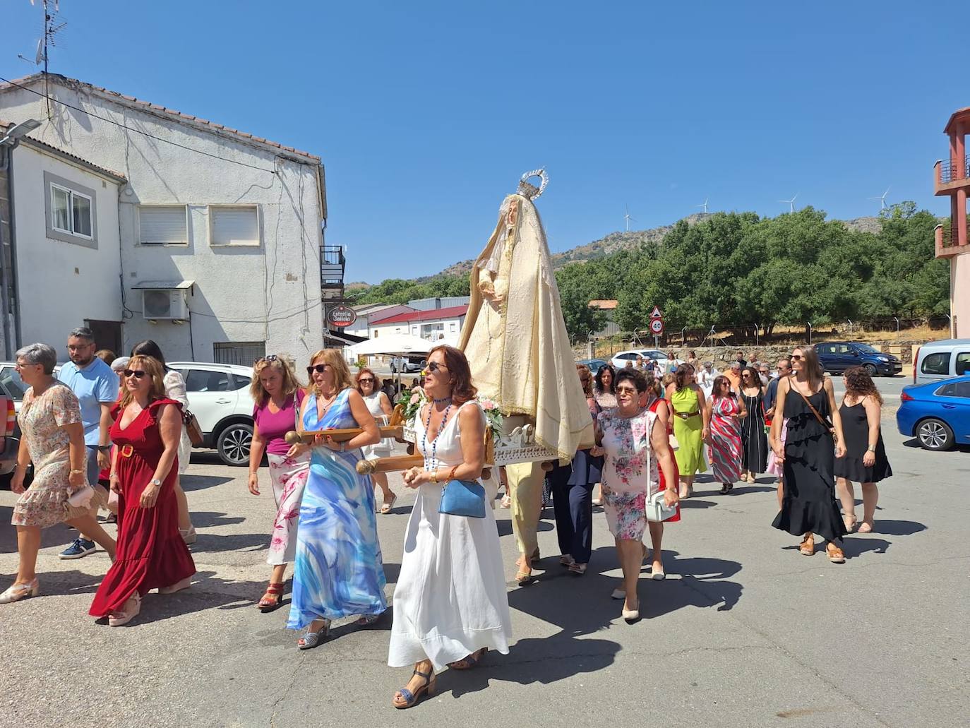 Sorihuela acompaña a la Virgen de la Asunción en su día de fiesta
