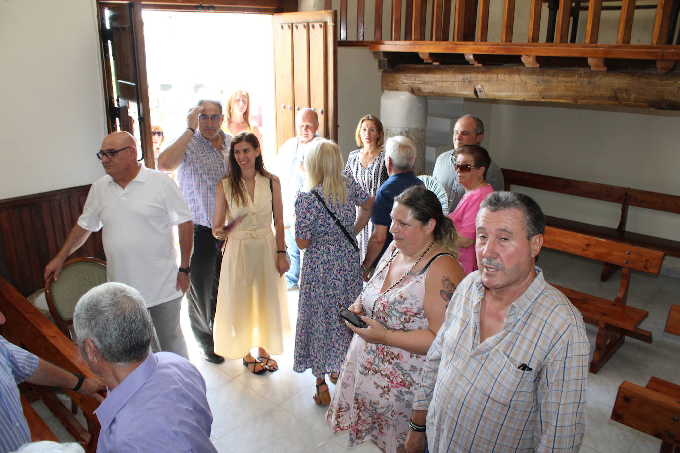 Santa María de los Llanos honra a su patrona