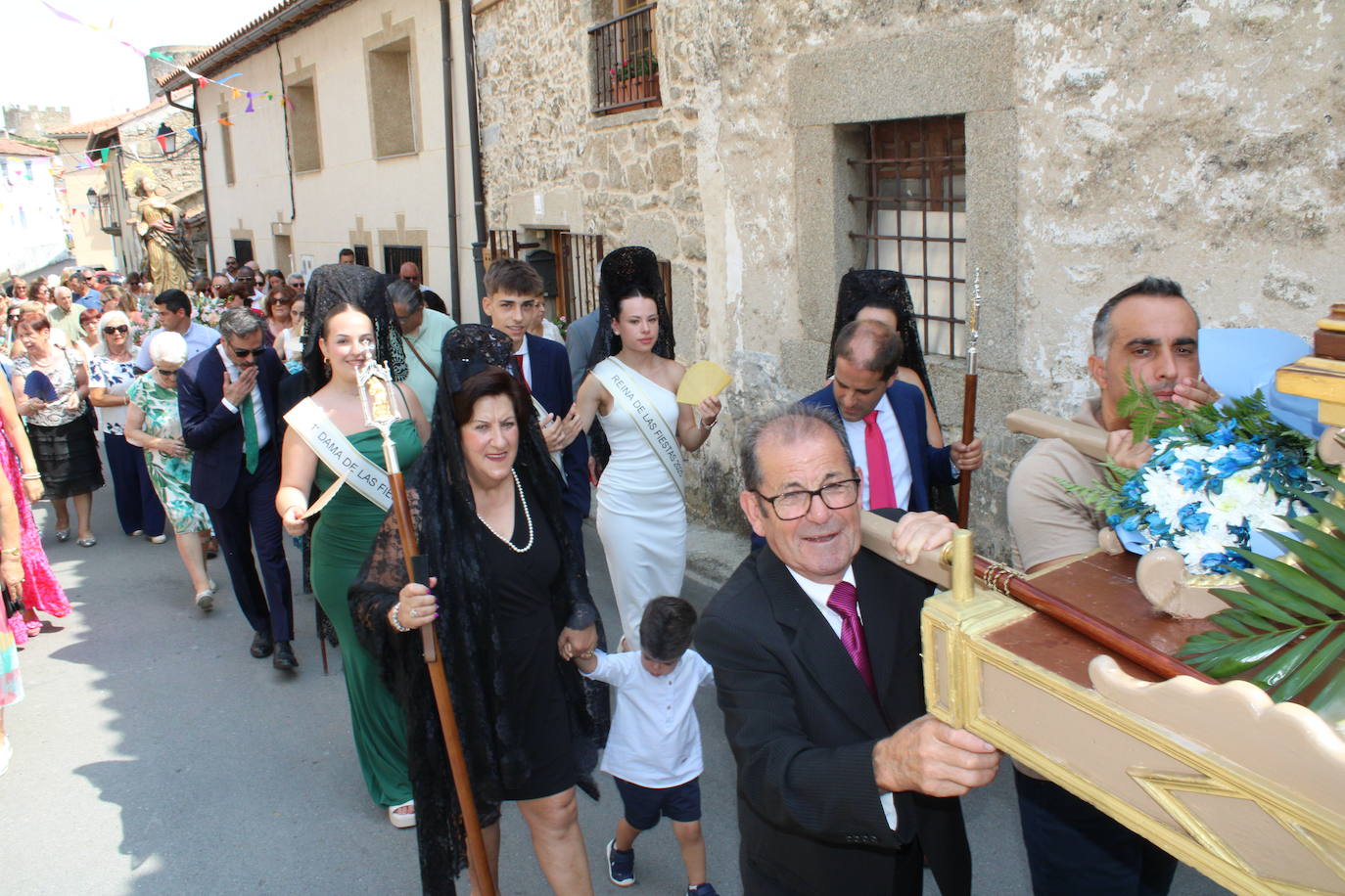 Espíritu festivo y solidario en Puente del Congosto