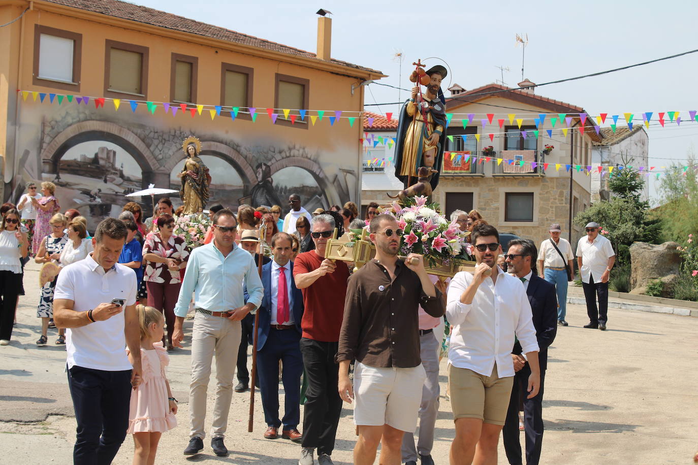 Espíritu festivo y solidario en Puente del Congosto