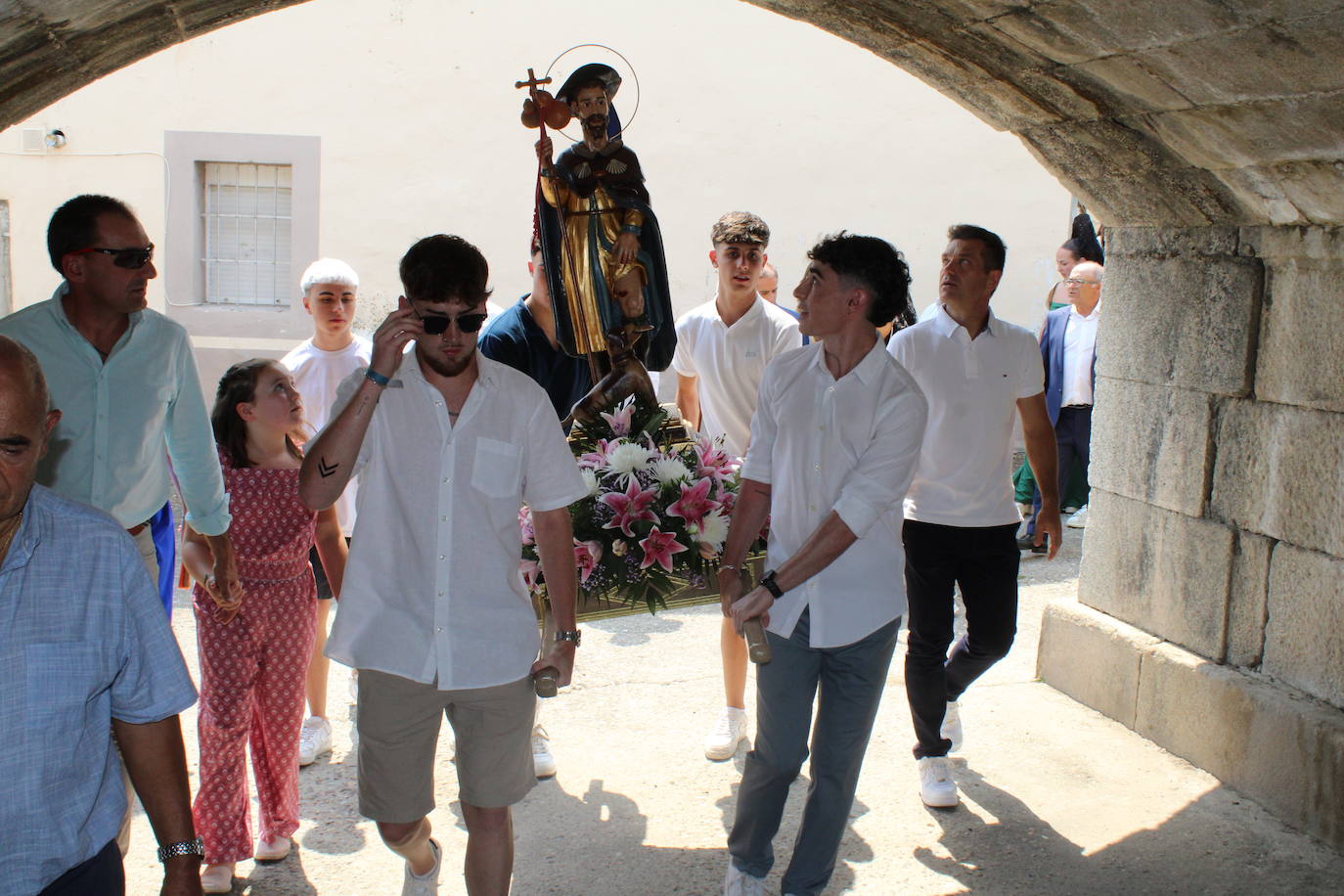 Espíritu festivo y solidario en Puente del Congosto