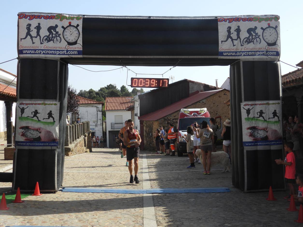 La Carrera Popular El Cabaco celebra su primera edición con una gran acogida