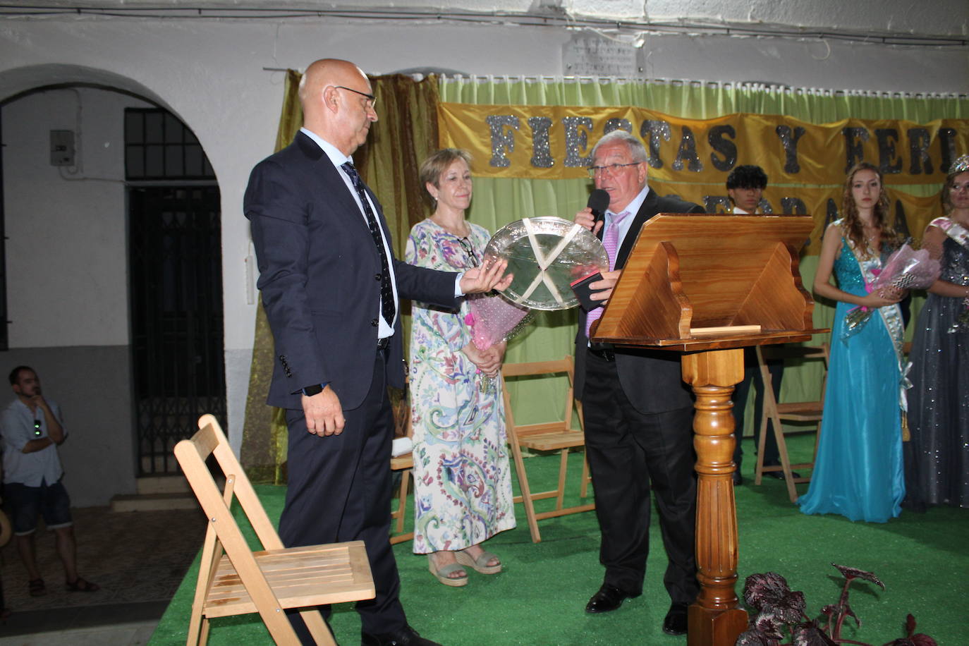 Ledrada vive una intensa jornada por San Roque