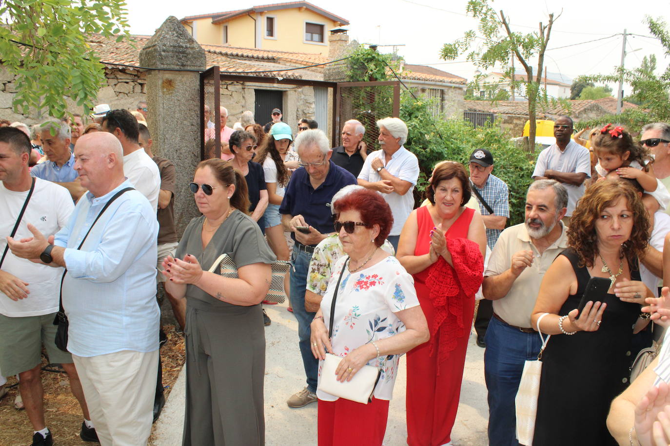 Fin de fiesta con homenaje y relevo en la Hermandad de San Roque en Puente del Congosto