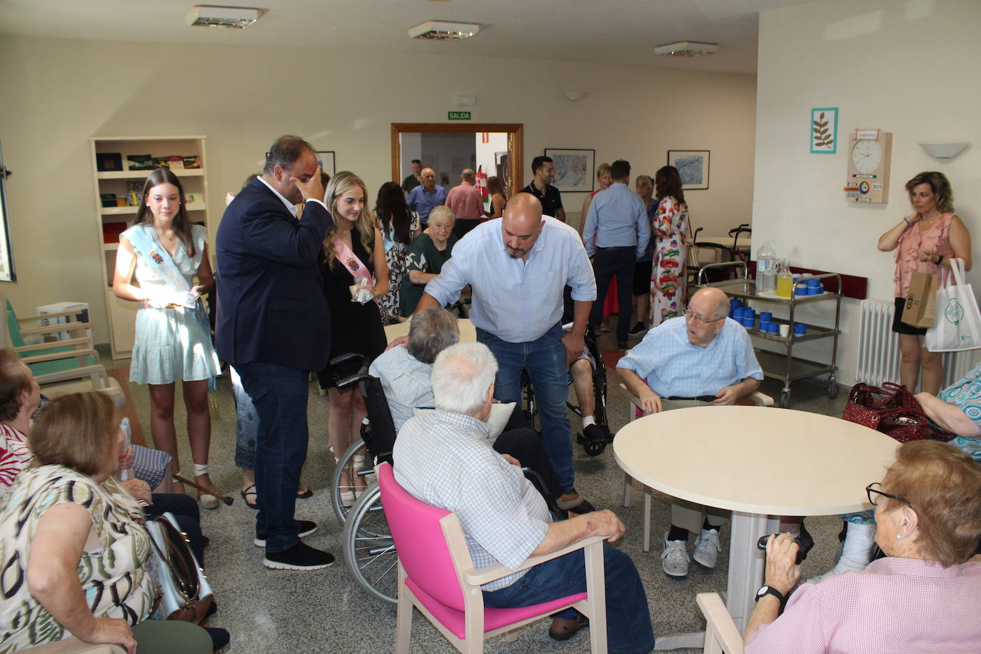 Guijuelo rinde homenaje a los mayores en el final de sus fiestas