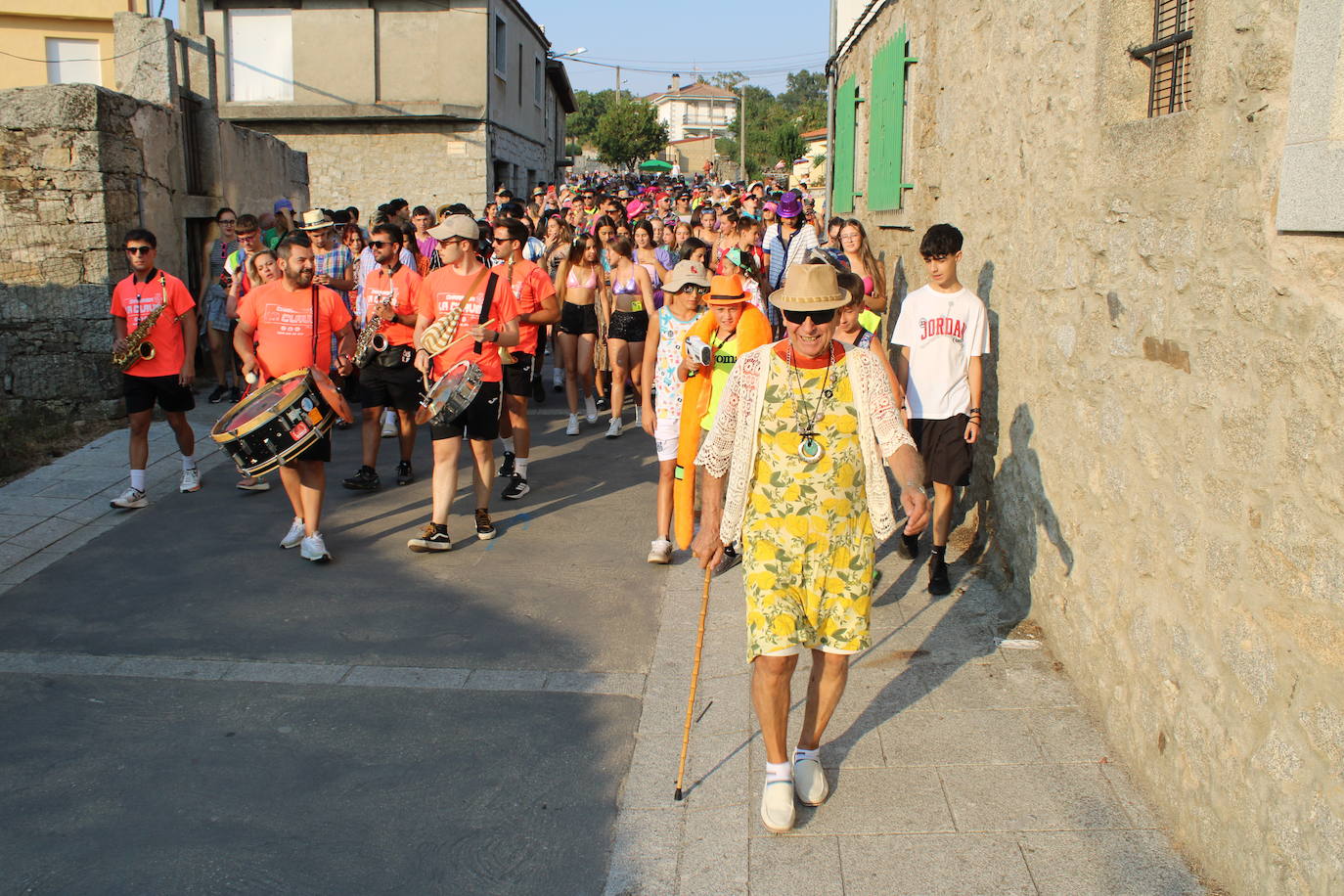 Los Santos disfruta con su lado más hortera