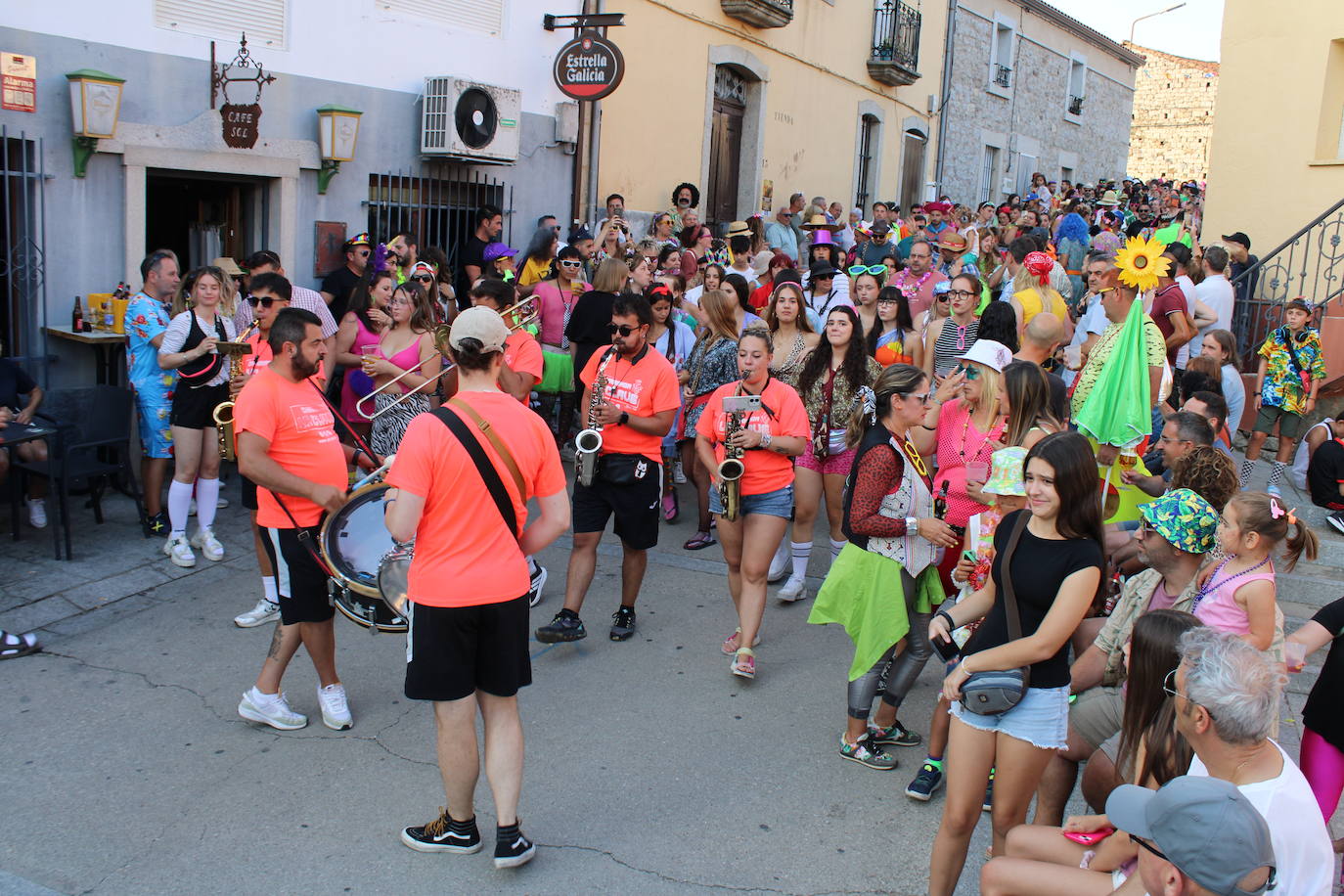 Los Santos disfruta con su lado más hortera