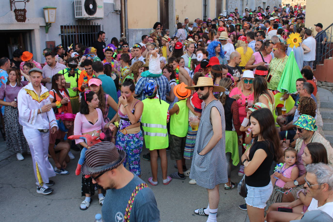 Los Santos disfruta con su lado más hortera