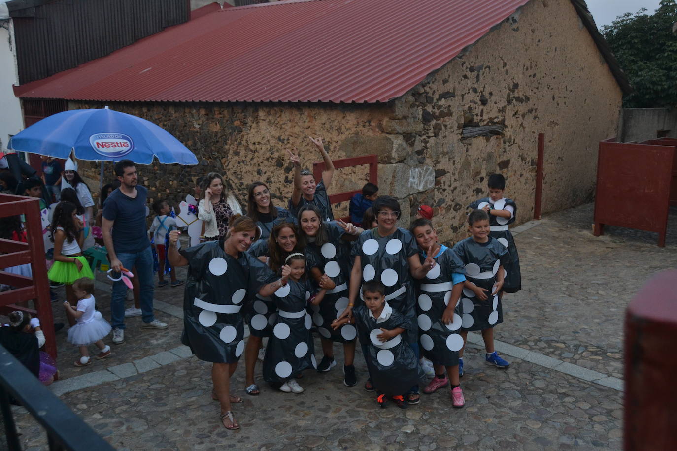 Los vecinos de El Cabaco, estrellas de las fiestas