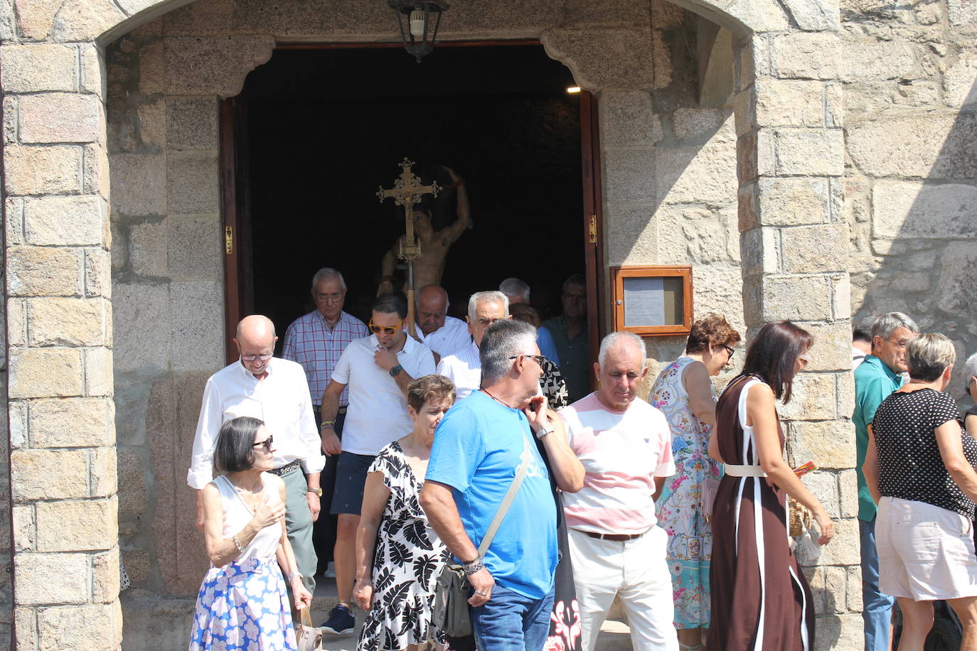 San Sebastián bendice a los vecinos de Cipérez