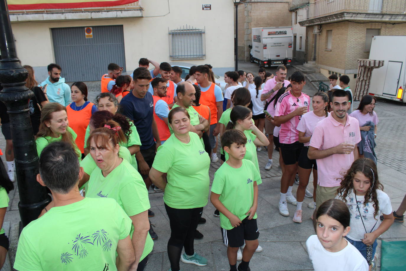 Las peñas disfrutan con las fiestas de Ledrada