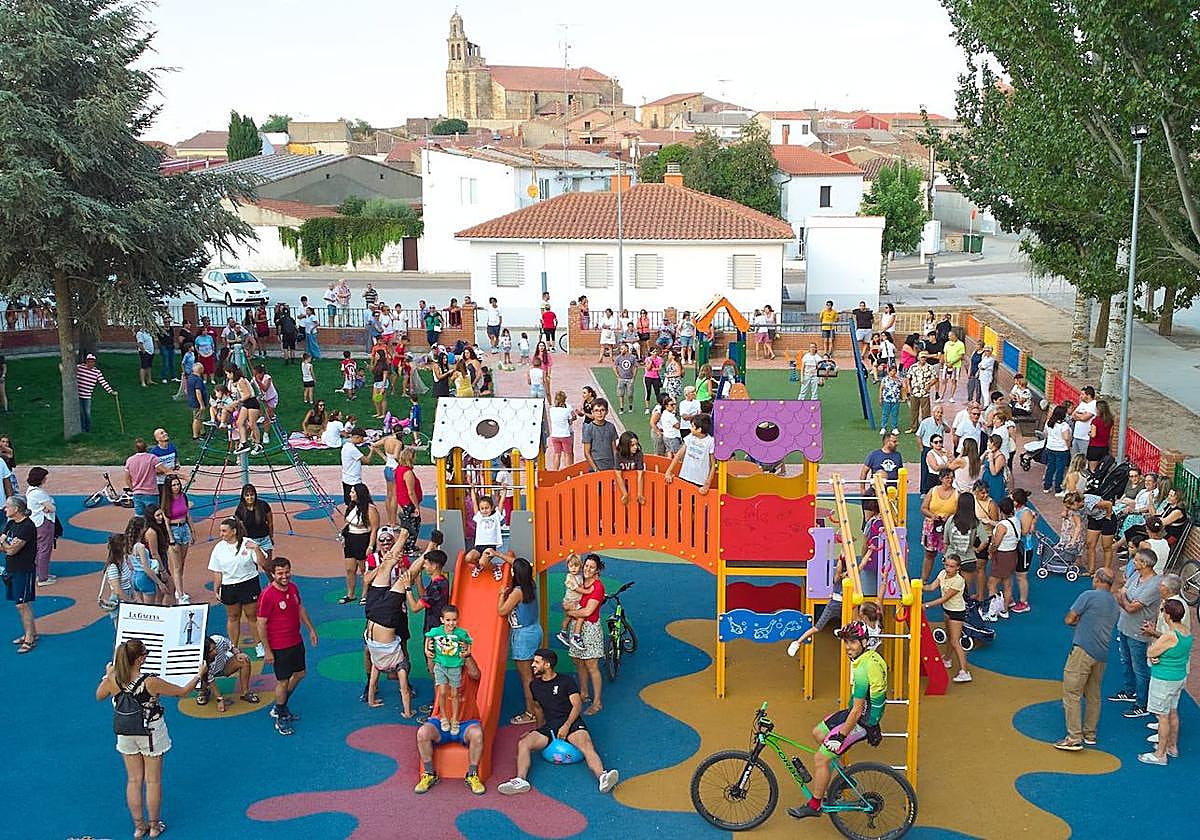 Concurso 'Así somos en mi pueblo': Wally se esconde en Arabayona de Mógica