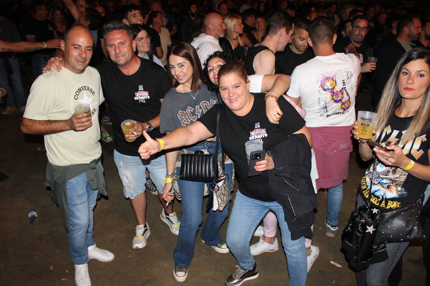 Los Santos disfruta de una completa noche de rock