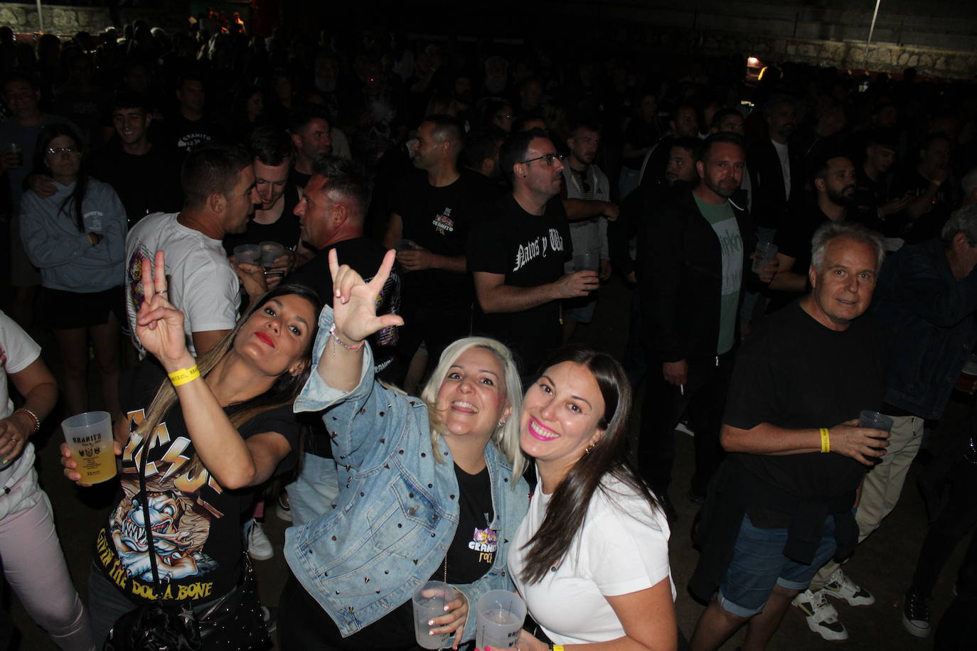 Los Santos disfruta de una completa noche de rock