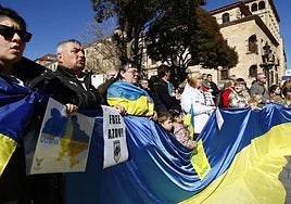 Protesta organizada por la Asociación de Ucranianos en Salamanca en memoria de los fallecidos durante la invasión rusa a Ucrania.