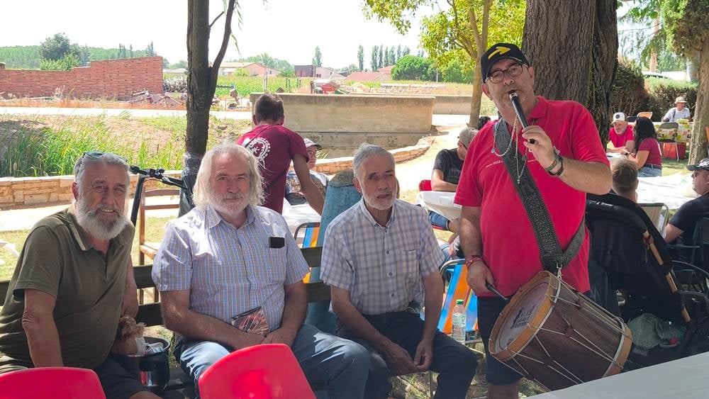 Una paella con sabor a compañía en Huerta
