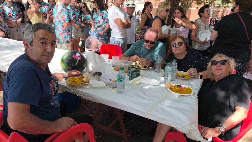 Una paella con sabor a compañía en Huerta