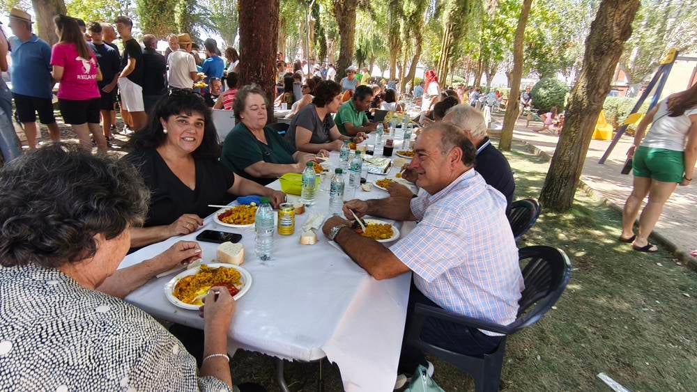 Una paella con sabor a compañía en Huerta