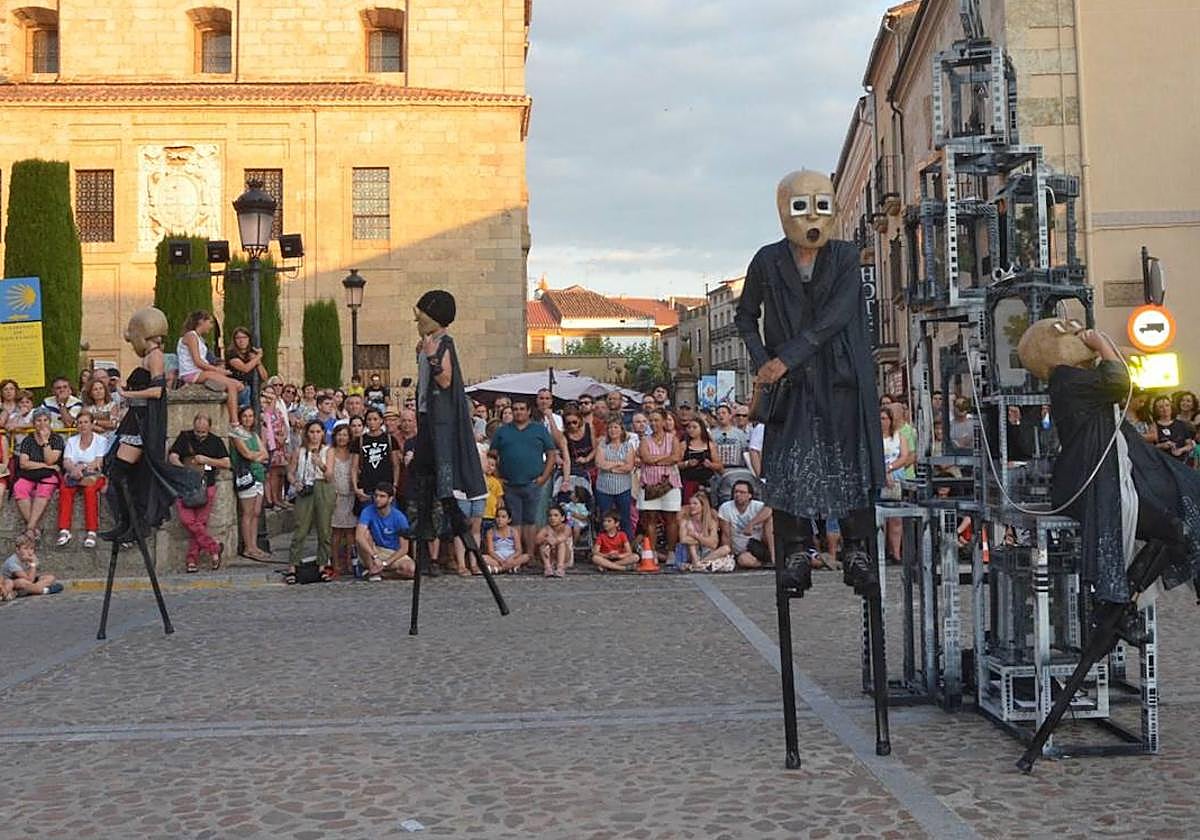 Los portugueses PIA buscarán sorprender al público como ya hicieran en esta obra de 2019.
