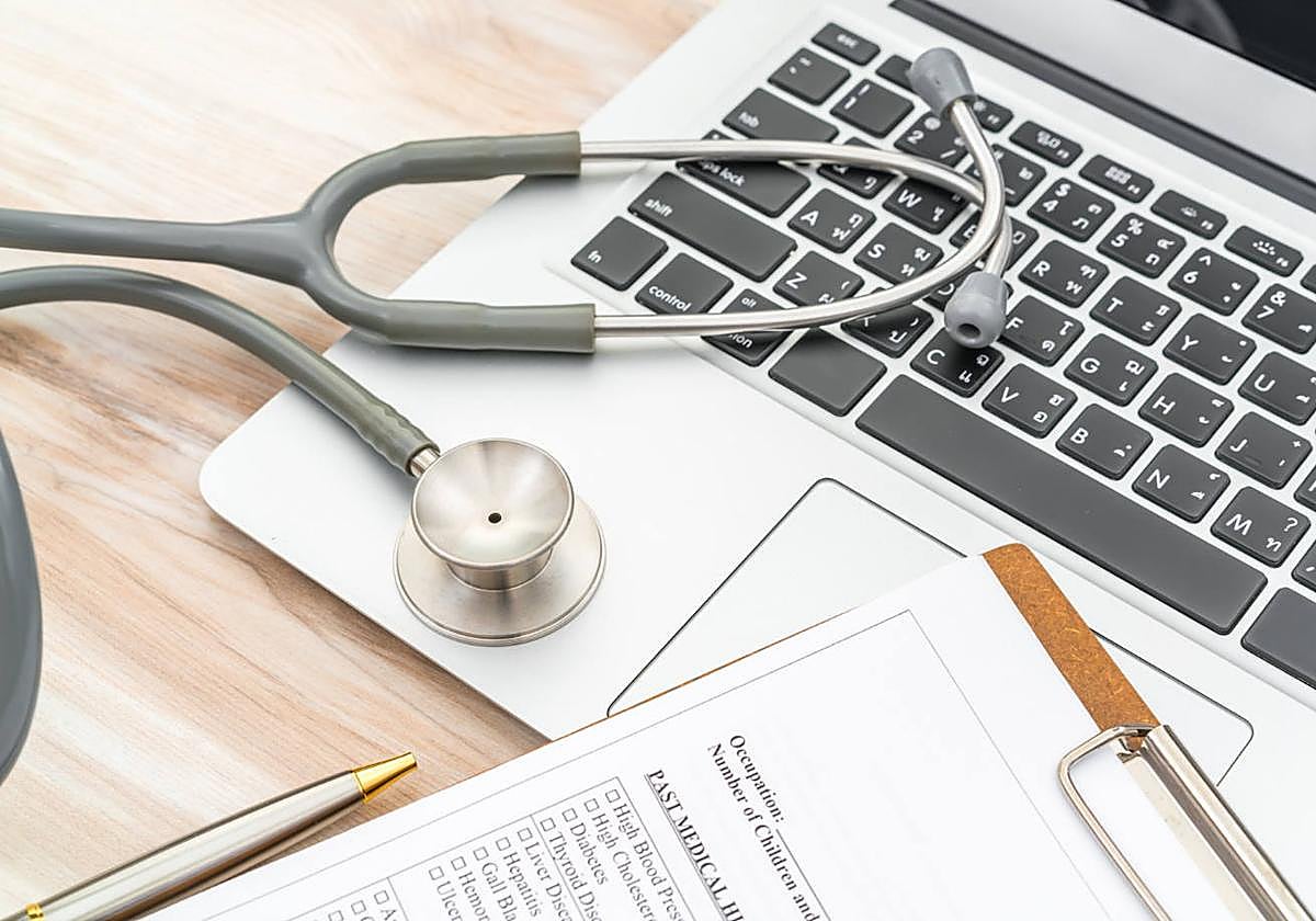 Cuatro de cada diez españoles creen que los seguros de salud son uno de los mejores beneficios que una empresa puede ofrecer