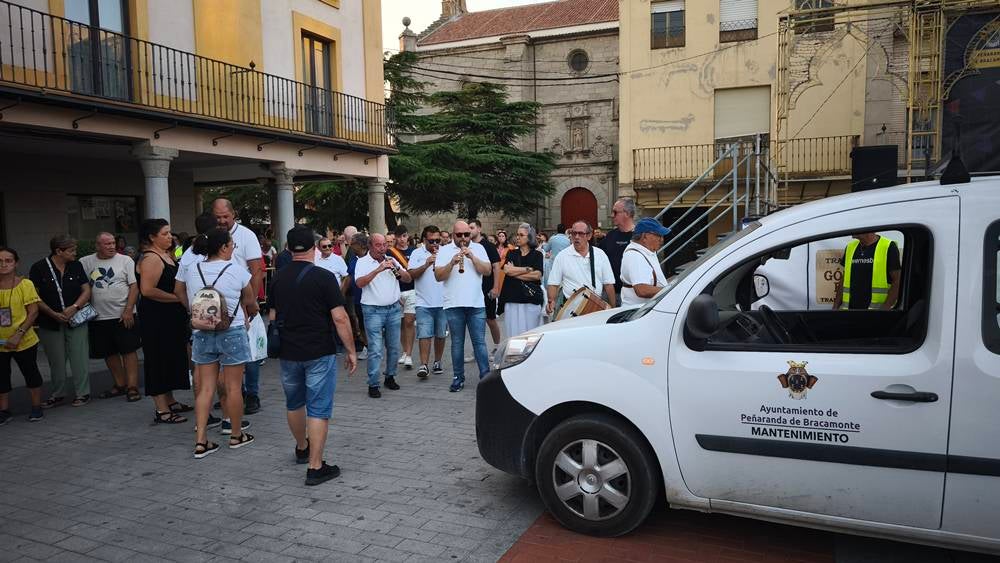 Carne de novillo para todos en las plazas de Peñaranda