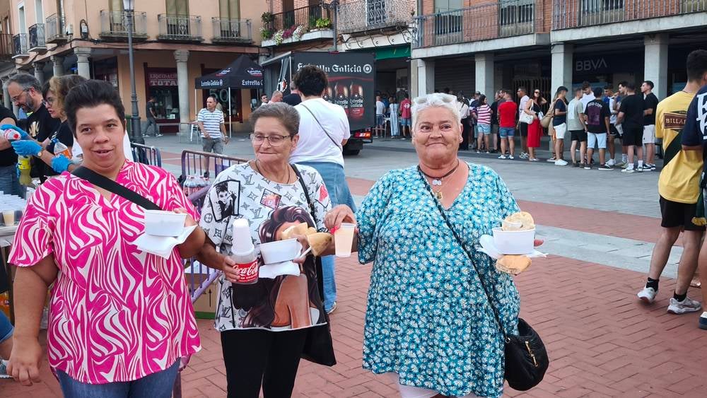 Carne de novillo para todos en las plazas de Peñaranda