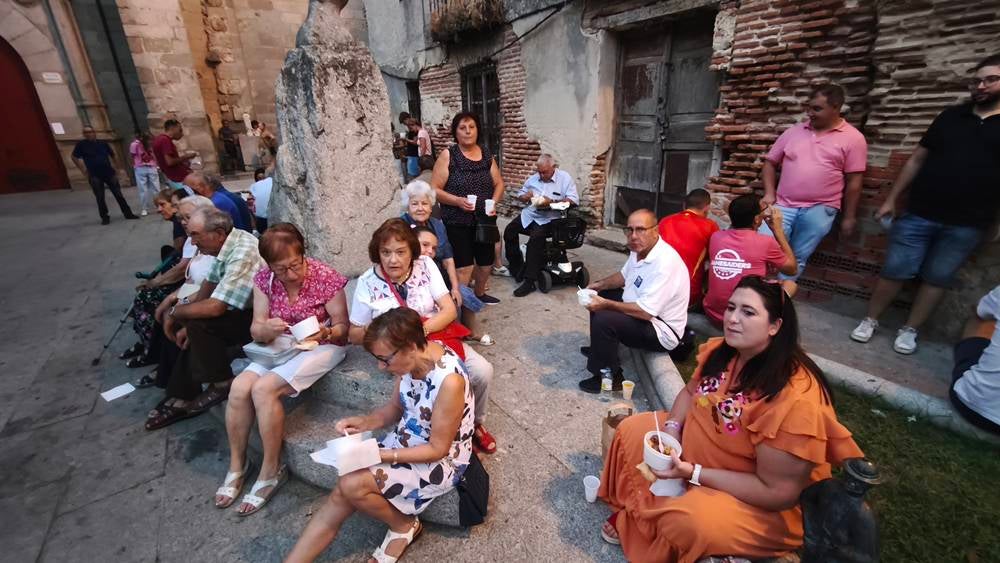 Carne de novillo para todos en las plazas de Peñaranda