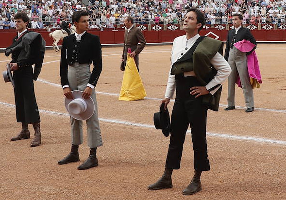 Manuel Diosleguarde y Juan del Álamo, en la plaza de toros de La Glorieta.