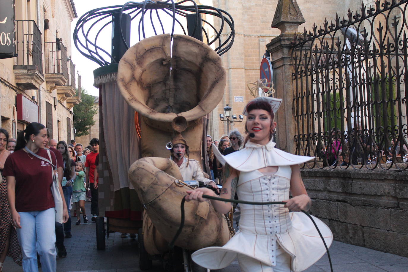 Penúltima jornada de la Feria de Teatro en Ciudad Rodrigo: dos estrenos absolutos e impronta internacional