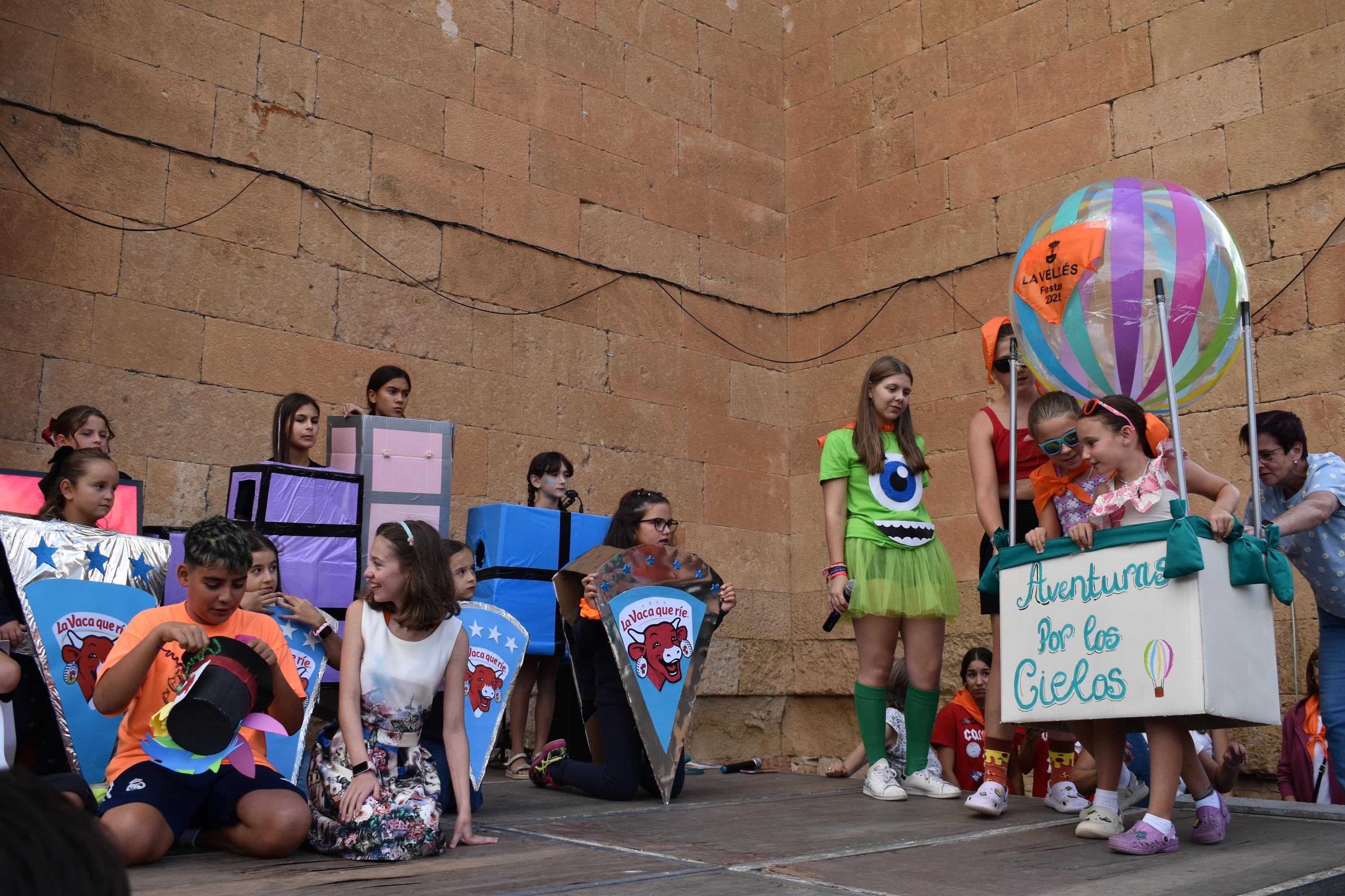Color, originalidad y mucha diversión en La Vellés
