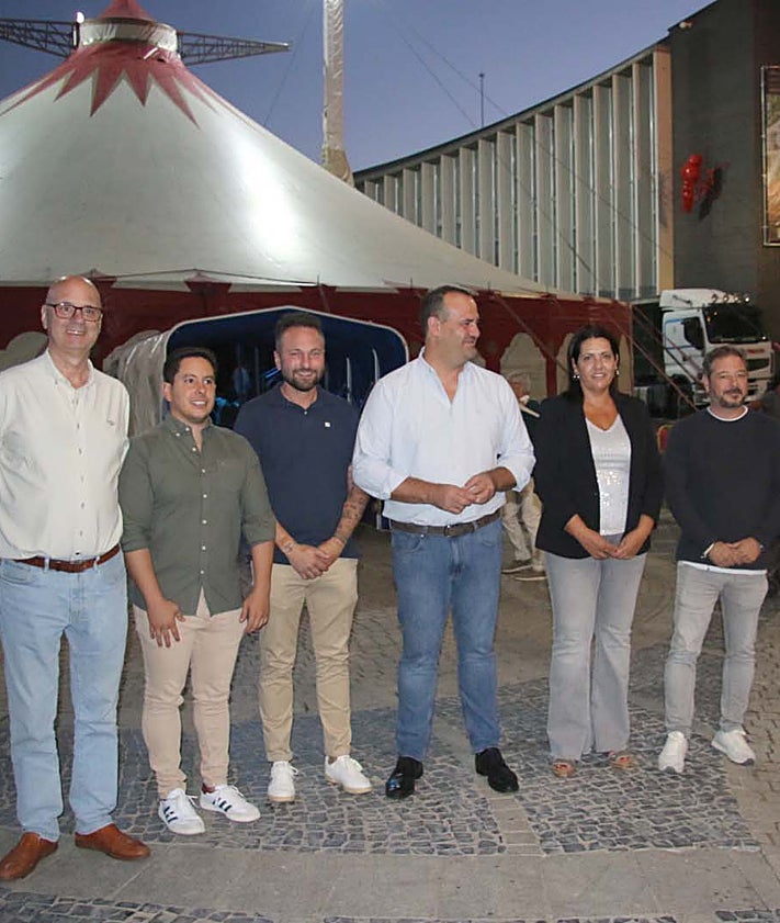 Imagen secundaria 2 - Santa Marta llena la carpa de Volatitiromes