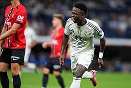 Vinicius celebra un tanto ante el Mallorca.