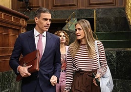 El presidente del Gobierno, Pedro Sánchez, y la ministra de Energía y Transición Ecológica, Sara Aagesen.