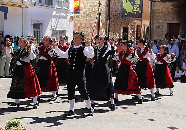 Las danzas serán de nuevo protagonistas dentro de los actos en honor a la patrona de Cespedosa.