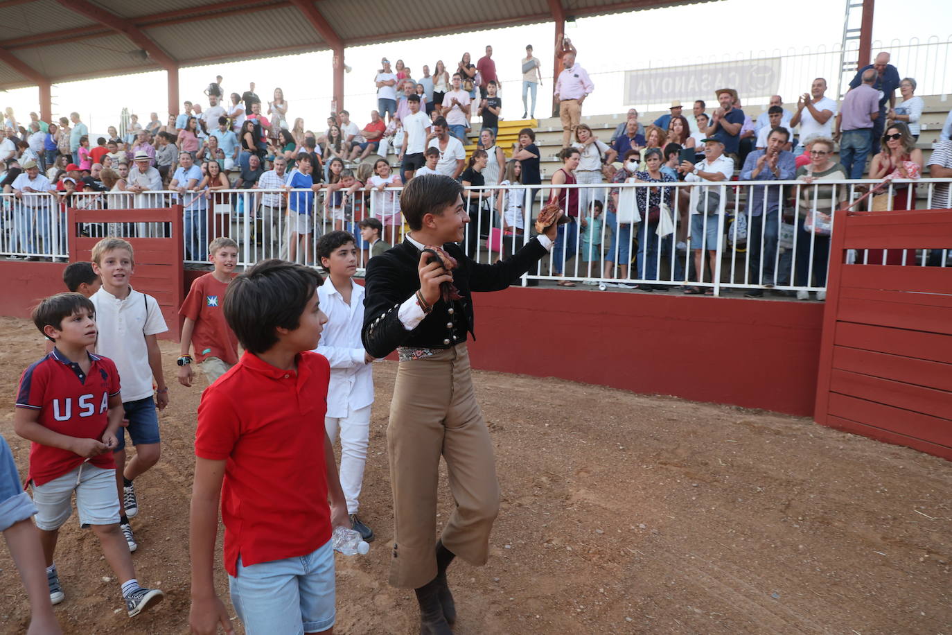 Dos orejas para Berdejo, Vanegas y Panero