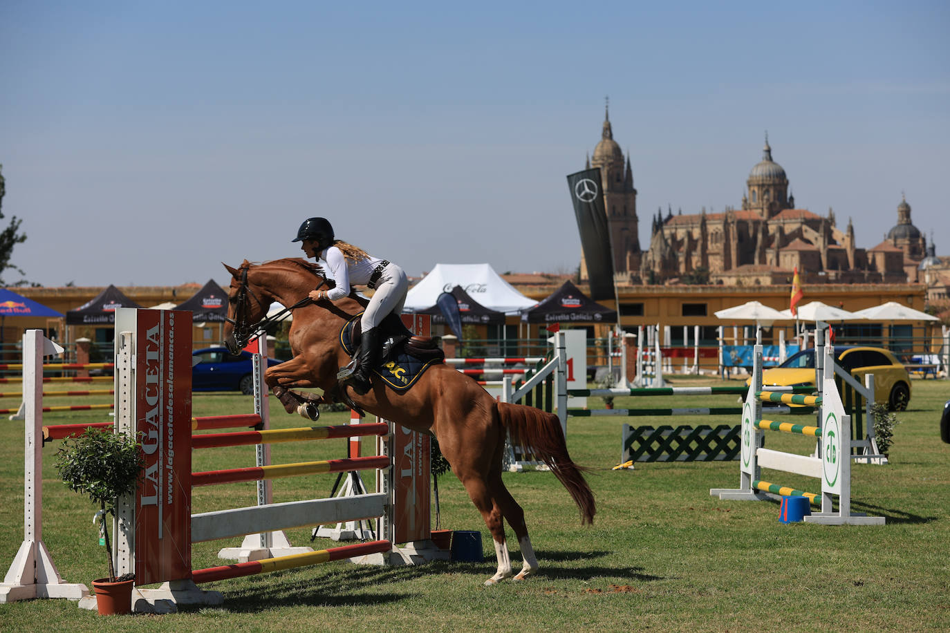 Ambientazo en la primera jornada de un concurso de saltos que enamora a Salamanca