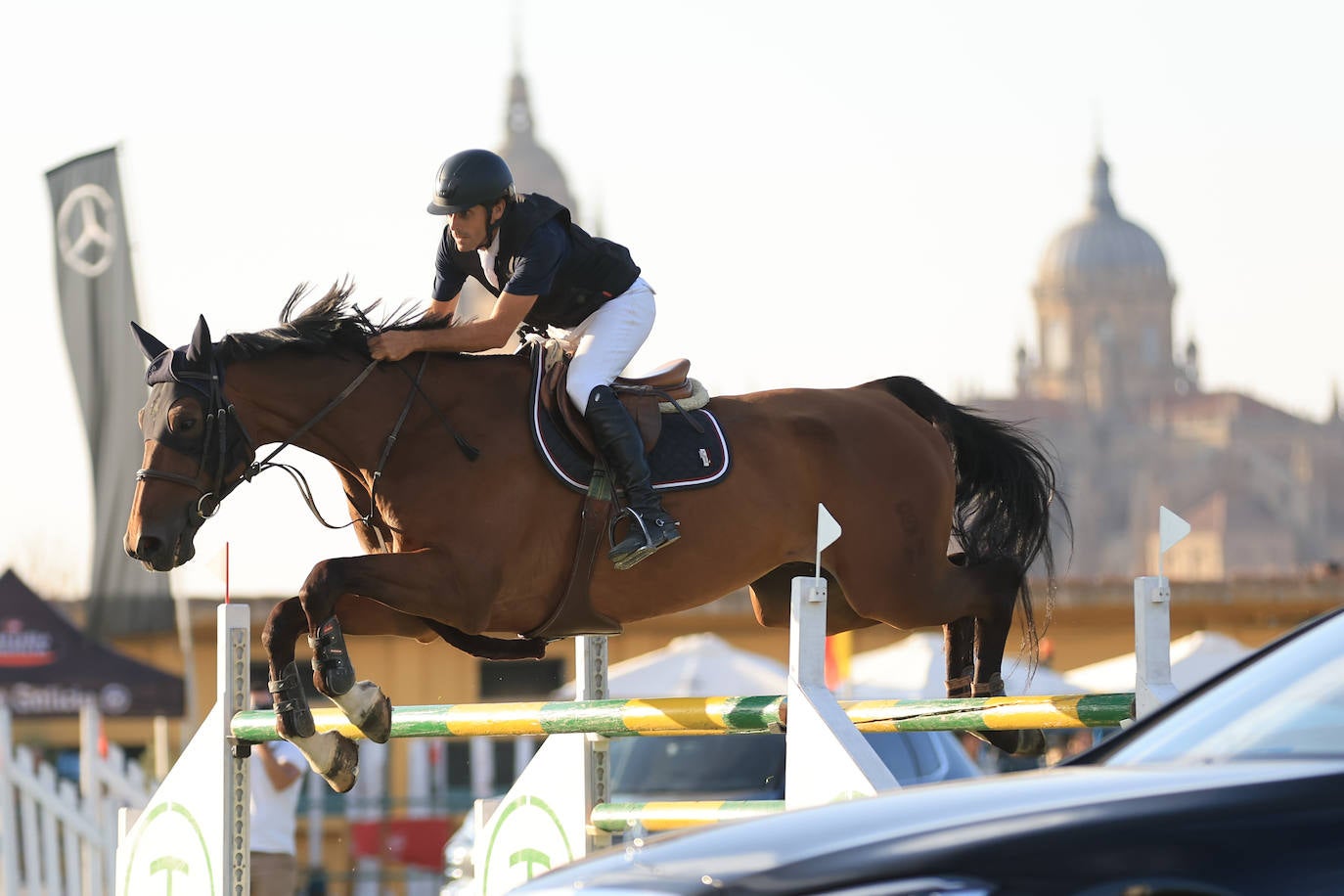 Ambientazo en la primera jornada de un concurso de saltos que enamora a Salamanca