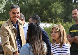 El presidente del Gobierno, Pedro Sánchez, durante su visita a Tabuyo del Monte.
