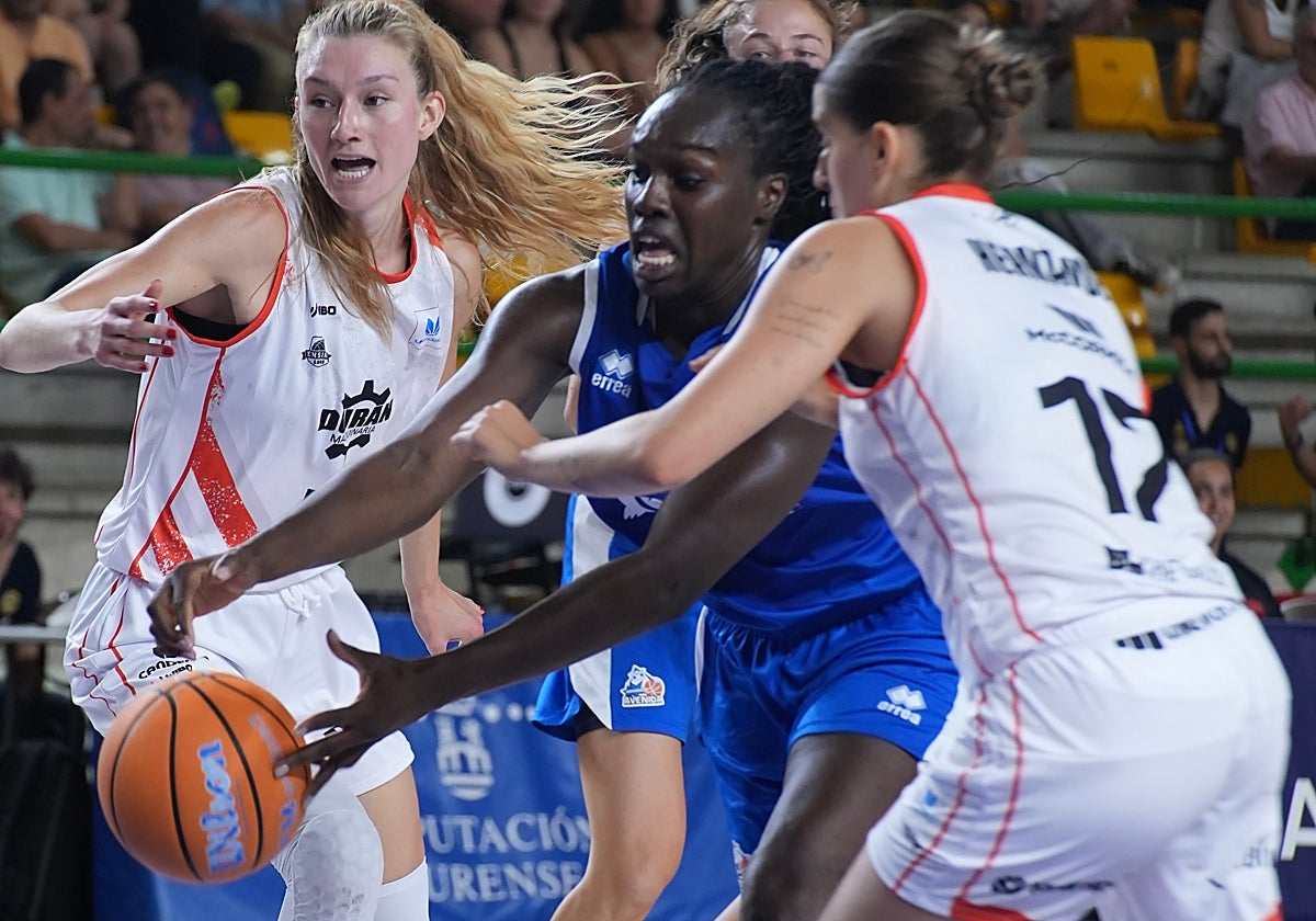 Djaldi-Tabdi, en una imagen del partido contra el Ensino, fue la máxima anotadora.